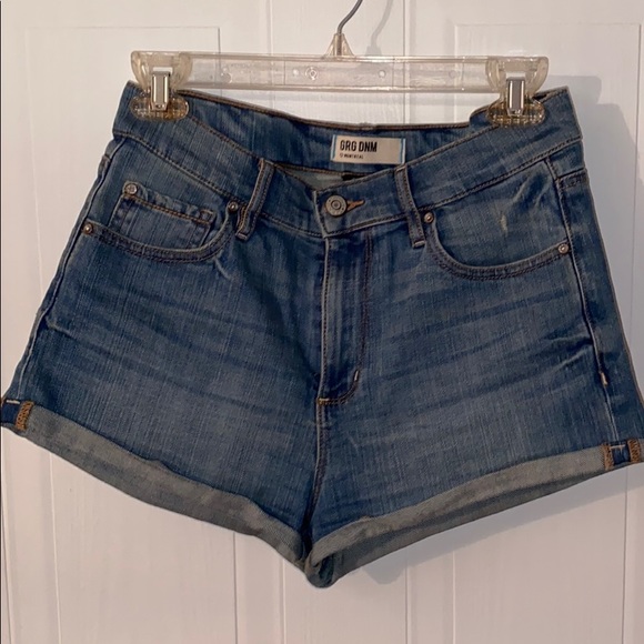 2 FOR 30 - Garage Jean Shorts - Picture 1 of 2